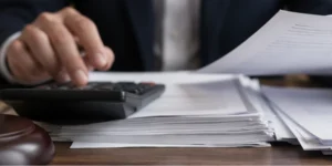 Государство может отвечать за списания, продолженные после отмены судебного приказа